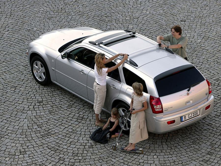  Chrysler 300C Touring 2004 года  (фото 10 из 16)